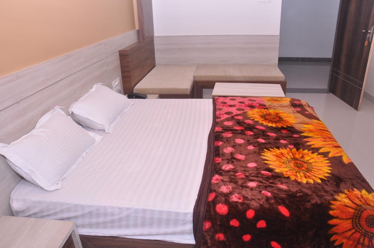 Hotel Amar Palace Ābu Road Eksteriør bilde